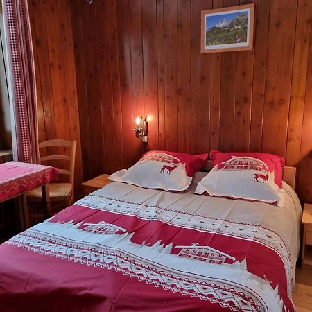 Stellina Hotell Lanslevillard Exteriör bild